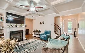 Luxury Townhouse In Atlanta Suburb
